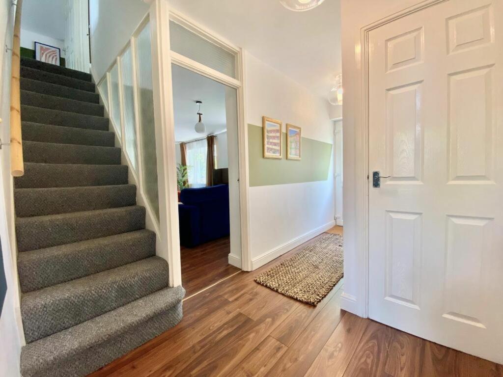 Coventry Huge 4Bed 2Bath Private Parking Nec By Empower Homes Luaran gambar