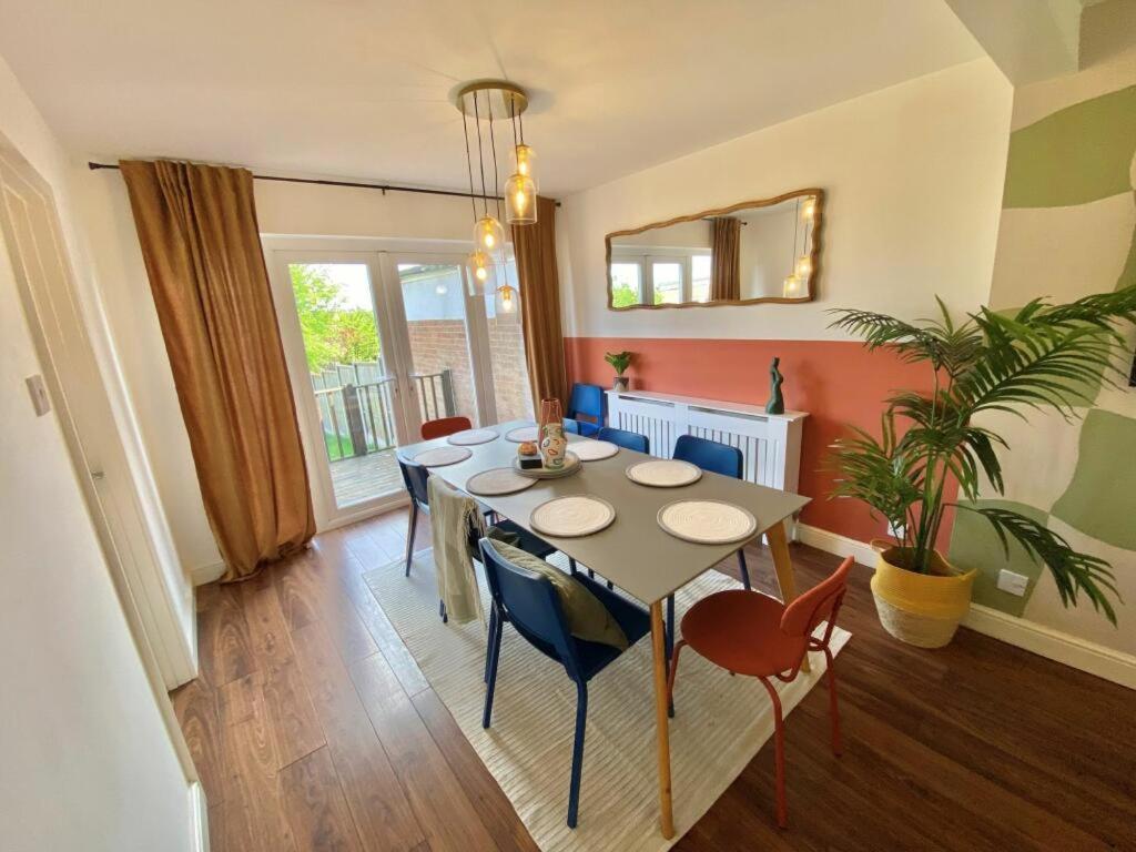 Coventry Huge 4Bed 2Bath Private Parking Nec By Empower Homes Luaran gambar
